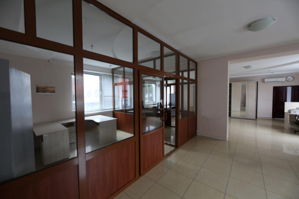 Комплекс зданий медицинского и отельного назначения в Киеве